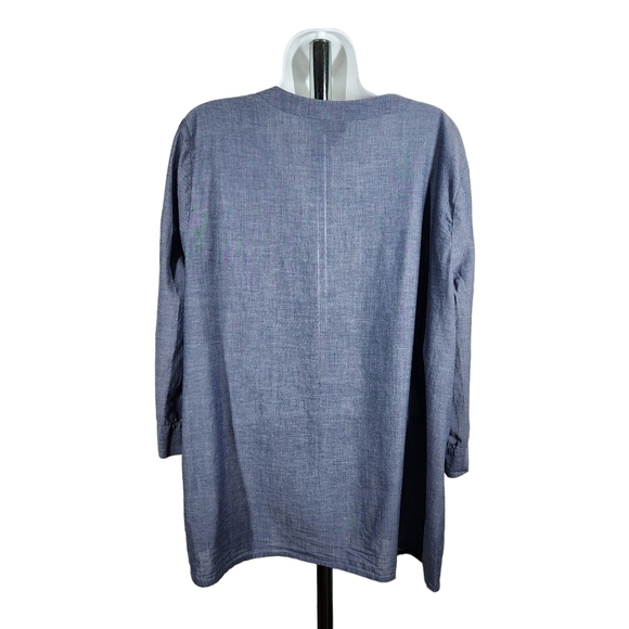 J. JILL BUTTON FRONT V-NECK TOP - Picture 2 of 8